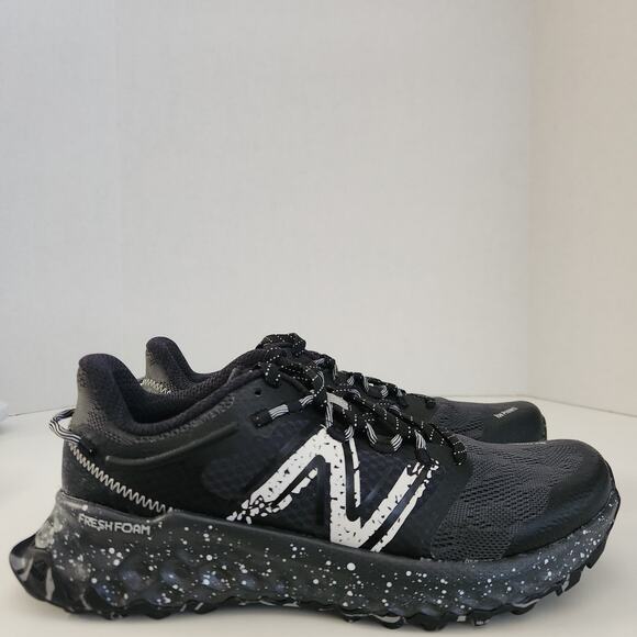 New Balance Women's Fresh Foam Garoé V1 Trail Running Shoe, 8 - Picture 2 of 10